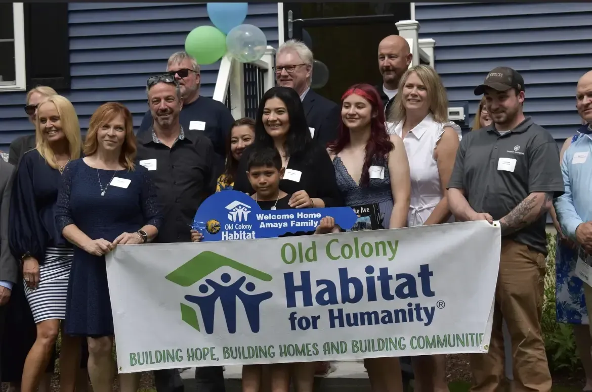 Habitat volunteer team